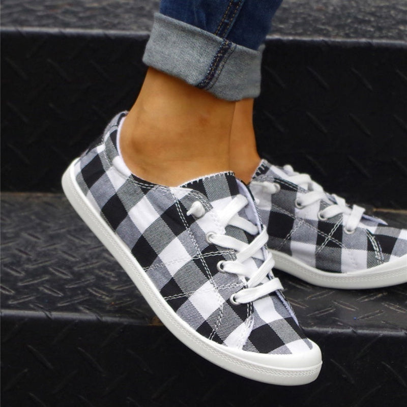 Plaid Pattern Sneakers, Low Top Lace Up Canvas Shoes